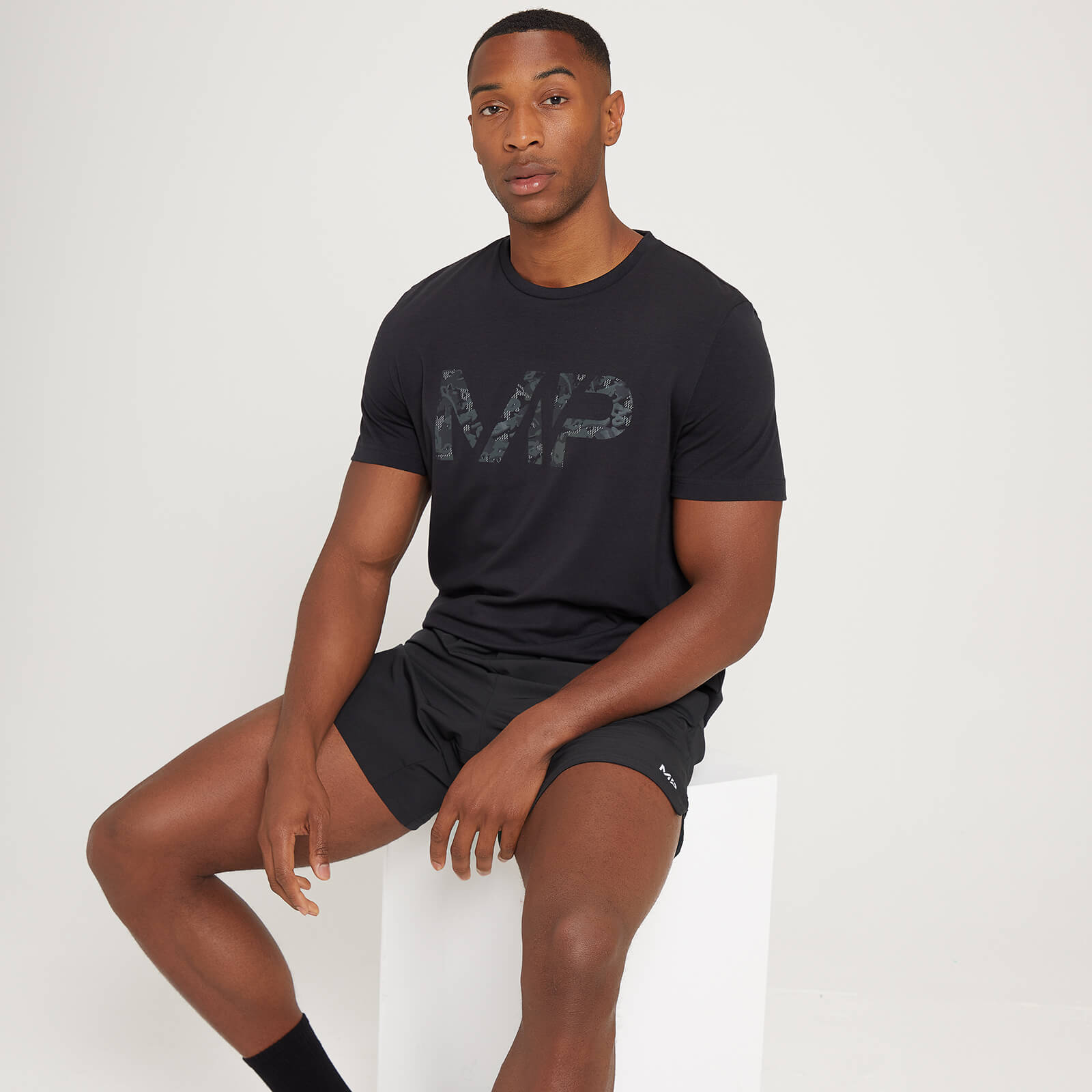 T-shirt à manches courtes et imprimé camouflage Drirelease MP Adapt pour hommes – Noir - S